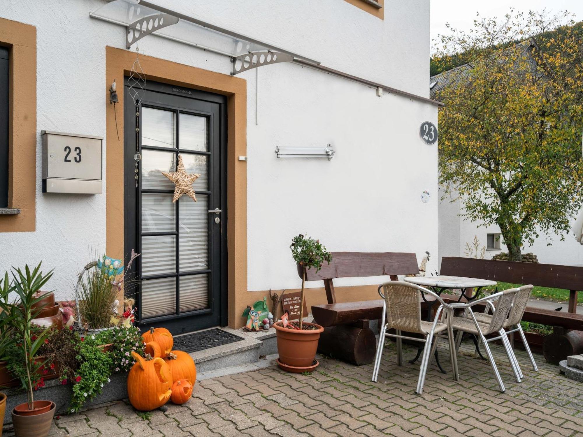 A Modern Apartment In The Hunsr Ck Region S Romantic Drohn Valley Merschbach المظهر الخارجي الصورة