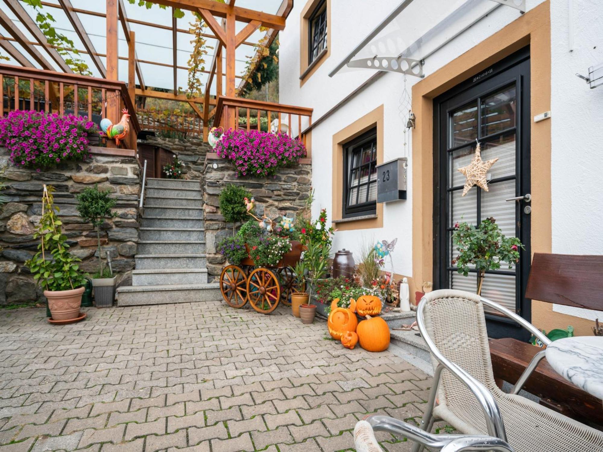 A Modern Apartment In The Hunsr Ck Region S Romantic Drohn Valley Merschbach المظهر الخارجي الصورة