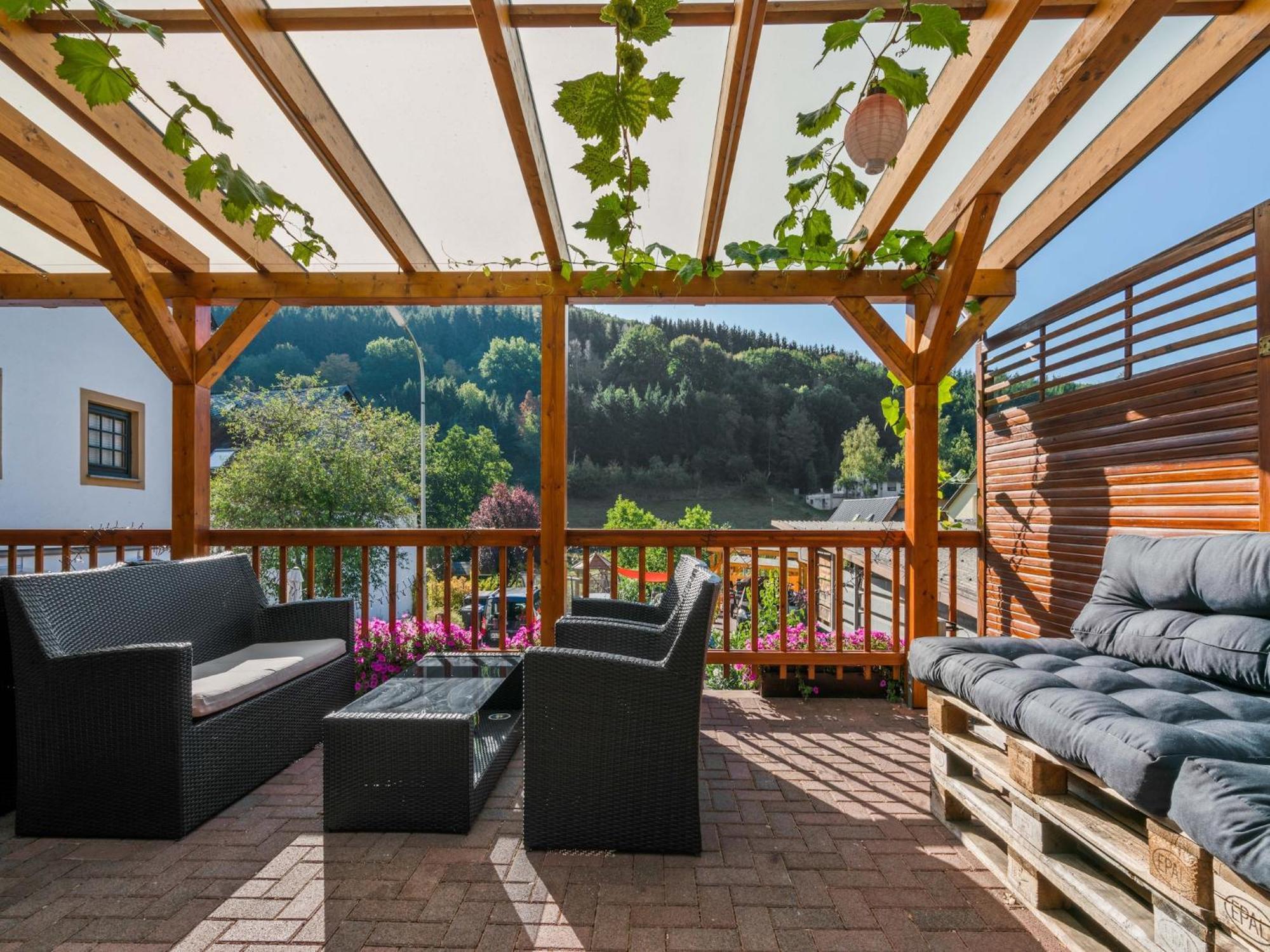 A Modern Apartment In The Hunsr Ck Region S Romantic Drohn Valley Merschbach المظهر الخارجي الصورة