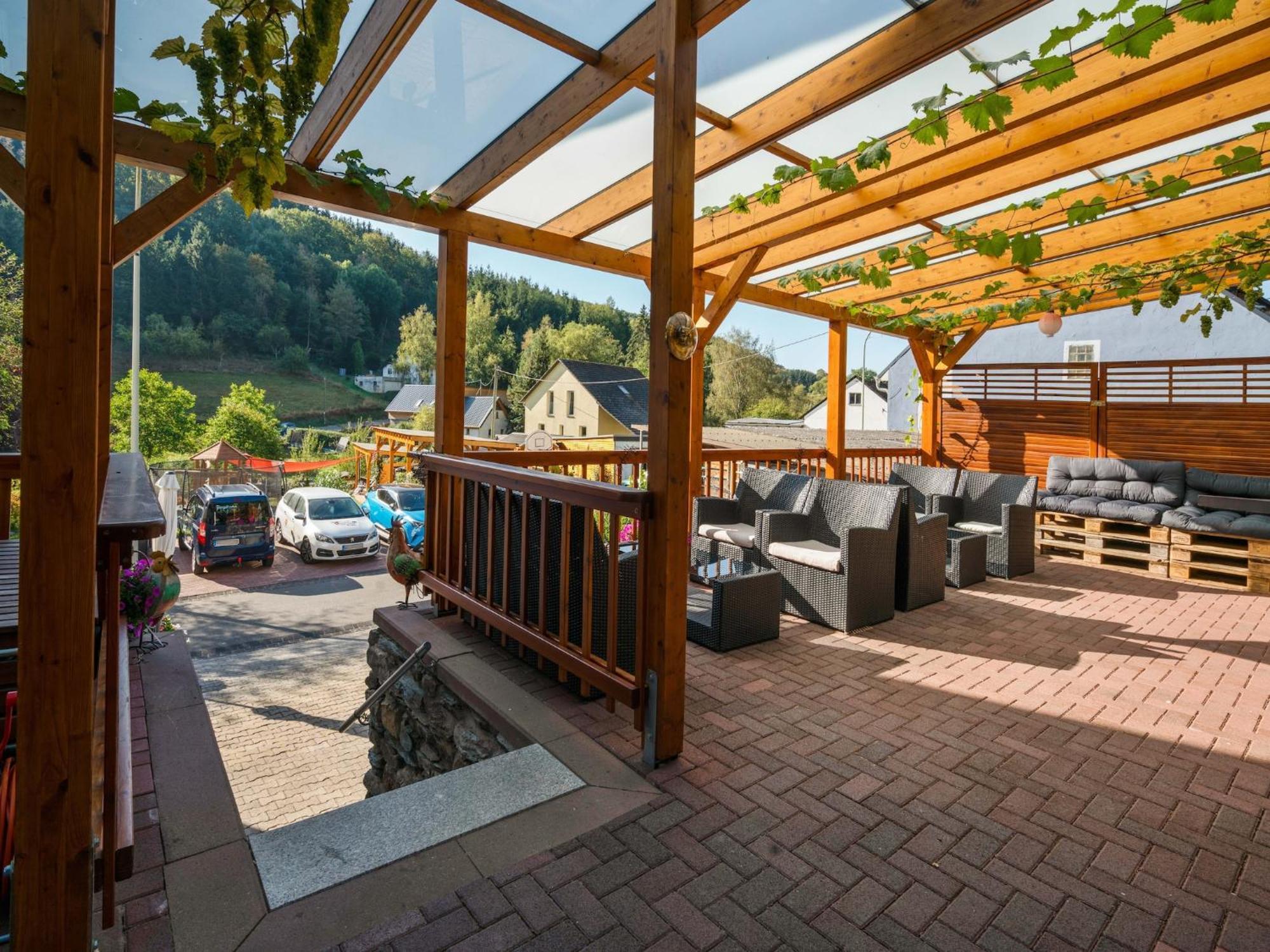 A Modern Apartment In The Hunsr Ck Region S Romantic Drohn Valley Merschbach المظهر الخارجي الصورة