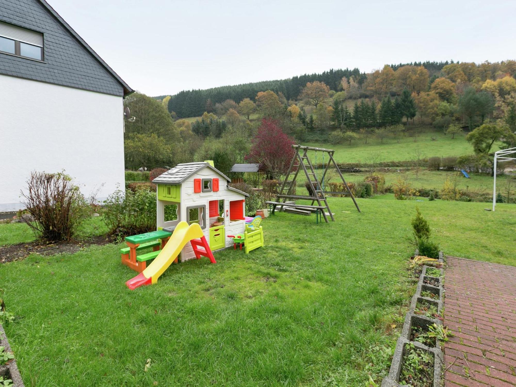 A Modern Apartment In The Hunsr Ck Region S Romantic Drohn Valley Merschbach المظهر الخارجي الصورة